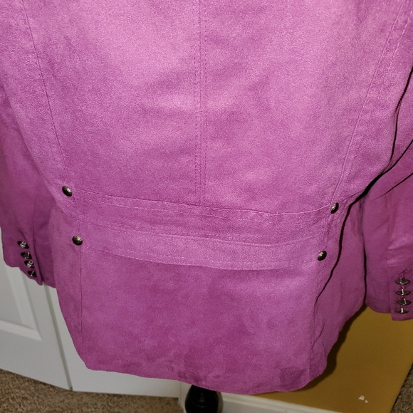 💜 Tan Jay faux suede jacket EUC - Picture 3 of 6